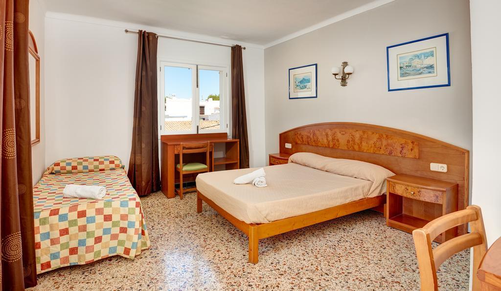 Hostal Talamanca Cala d'Or  Exterior photo